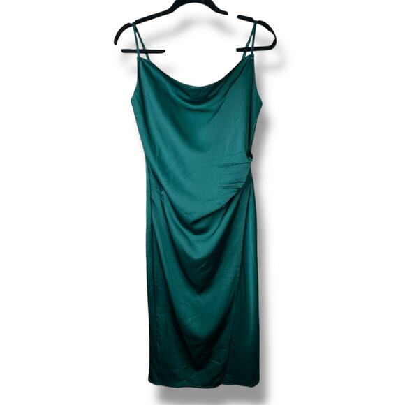 Lulus NWOT Hollywood Woman Forest Green Satin Cowl Neckline Midi Dress Medium - Picture 3 of 10